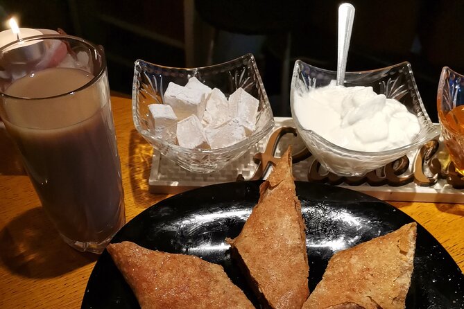 Authentic Homemade Bulgarian Dessert Tasting in Sofia - Raw honey, medicinal tea, and Bulgarian boza
