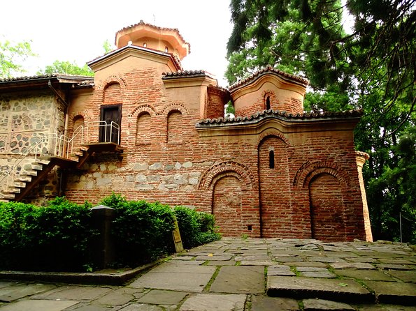 Bulgaria and Macedonia Full-Day Tour from Sofia - Guides can shape the whole experience