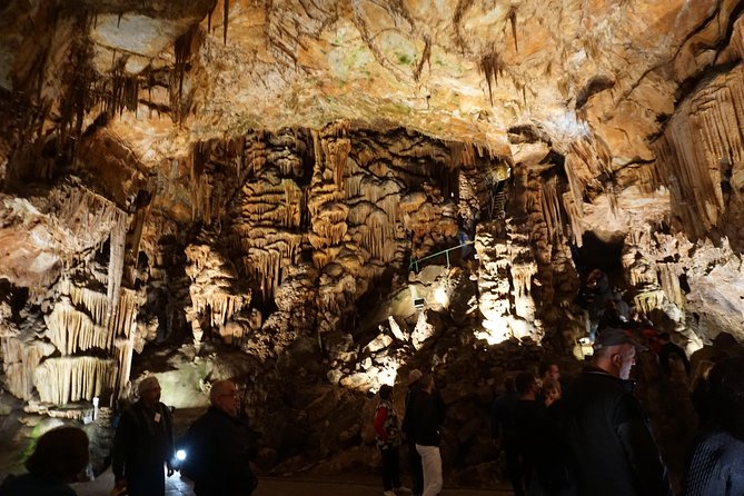 Day Tour: God's eyes cave, Saeva dupka cave & Glozehne monastery - Who should book this experience
