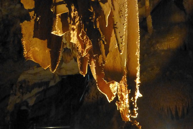 Day tour to the Natural wonders Belogradchik Rocks & Venetsa cave - Venetsa Cave: an hour beneath the surface