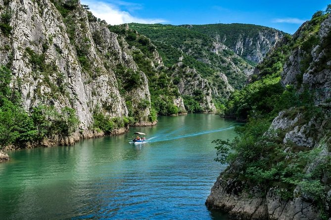 Day trip to Skopje and Matka Canyon from Sofia - The early pickup and long road to Skopje