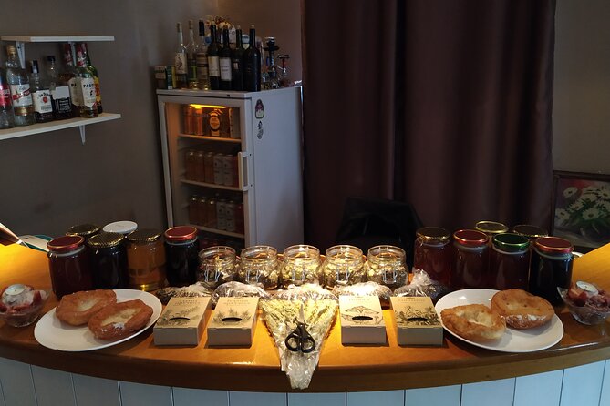 Enchanting Honey and Healing Tea Tasting - A vintage room with an aristocratic feel