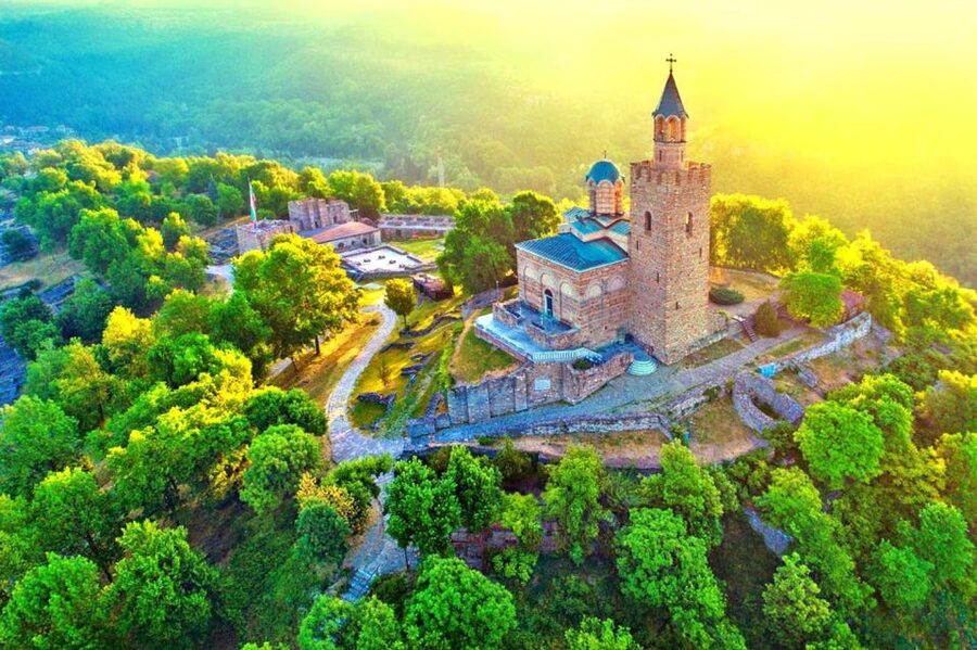 From Bucharest: Full-Day Trip to Bulgaria - Leaving Bucharest early by comfortable van