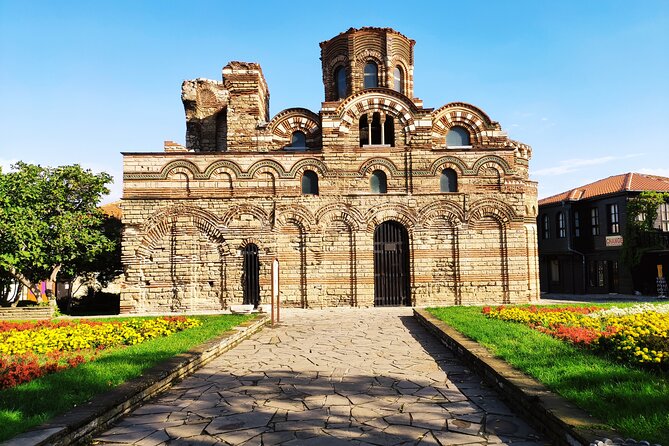 Guided Nessebar Sightseeing Tour with Pick Up - Sunny Beach in a useful 10-minute stop