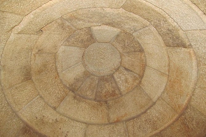 Kazanlak-Rose Valley-Valley of the Thracian Kings - private tour from Plovdiv - Iskra Historical Museum and the objects of Kazanlak