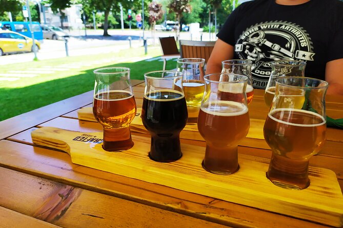 Plovdiv-History and Craft beer Small Group Tour - Beer tasting in Kapana