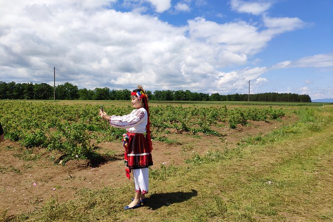 Private Access Rose Festival Kazanlak 05-07.06.2025 - The Valley of Roses: one hour among the flowers