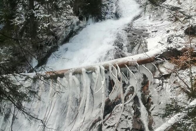 Private Cascades Waterfall Horseback Riding Tour from Smolyan - Meeting the horses and guide