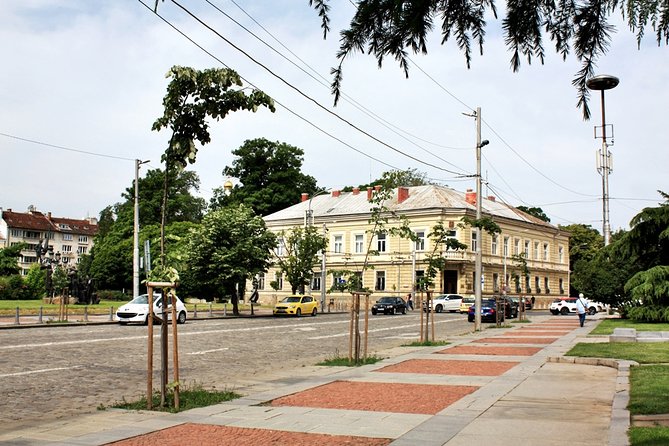 Private City Tour of Sofia - Russian Church, theater, and red-brick Rome
