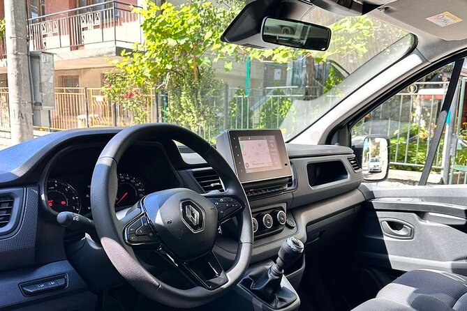 PRIVATE return transfer from Sofia to Bansko - Service details that make a difference