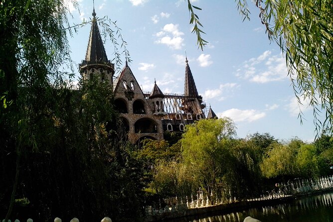 Ravadinovo Castle Unseen - What is included, and what is not