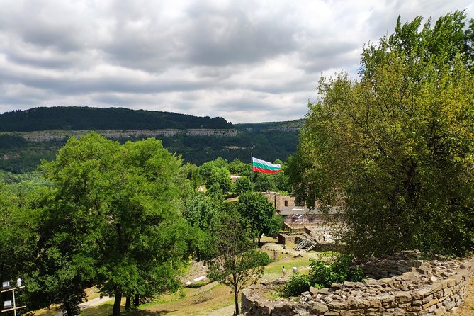 Self-guided Tour in Tsarevets Fortress - The church and its modern murals