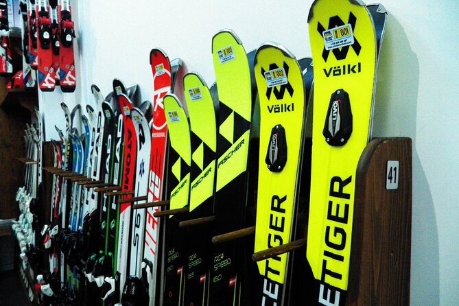 Ski and snowboard equipment in Bansko,Bulgaria - Your first visit to Twins Ski School
