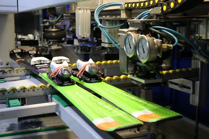 Ski and Snowboard Equipment servicing in Bansko - Base repair, waxing, polishing, and edge work