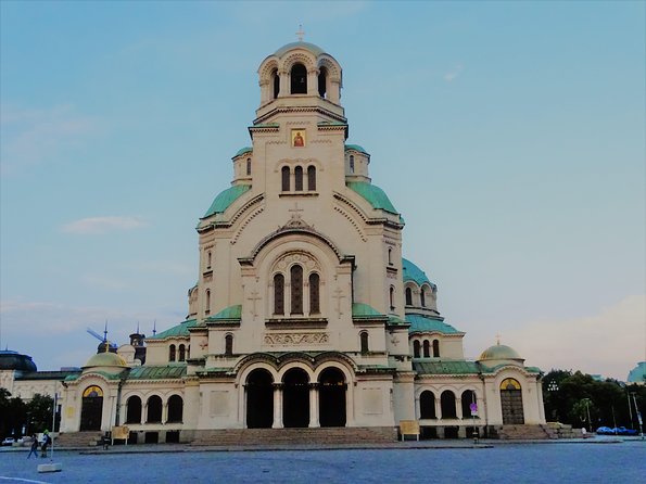 Sofia by Night Panoramic Tour with Dinner and Folklore Show - The guides can make or break the evening